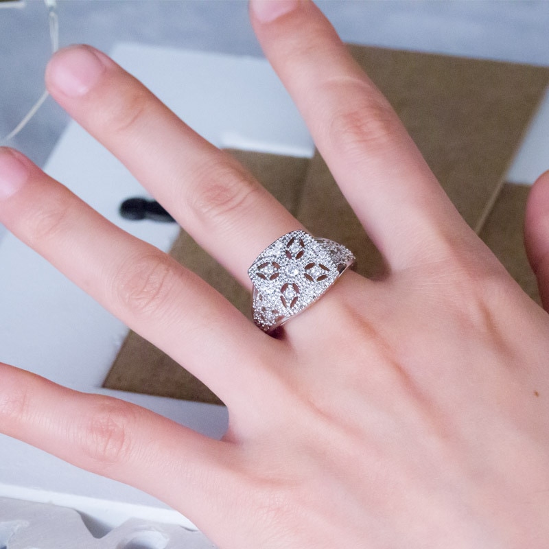 Sølvfarvet ring brolagt mikro udhulet zirkon krystal luksus bryllup smykker ring til kvinder fest