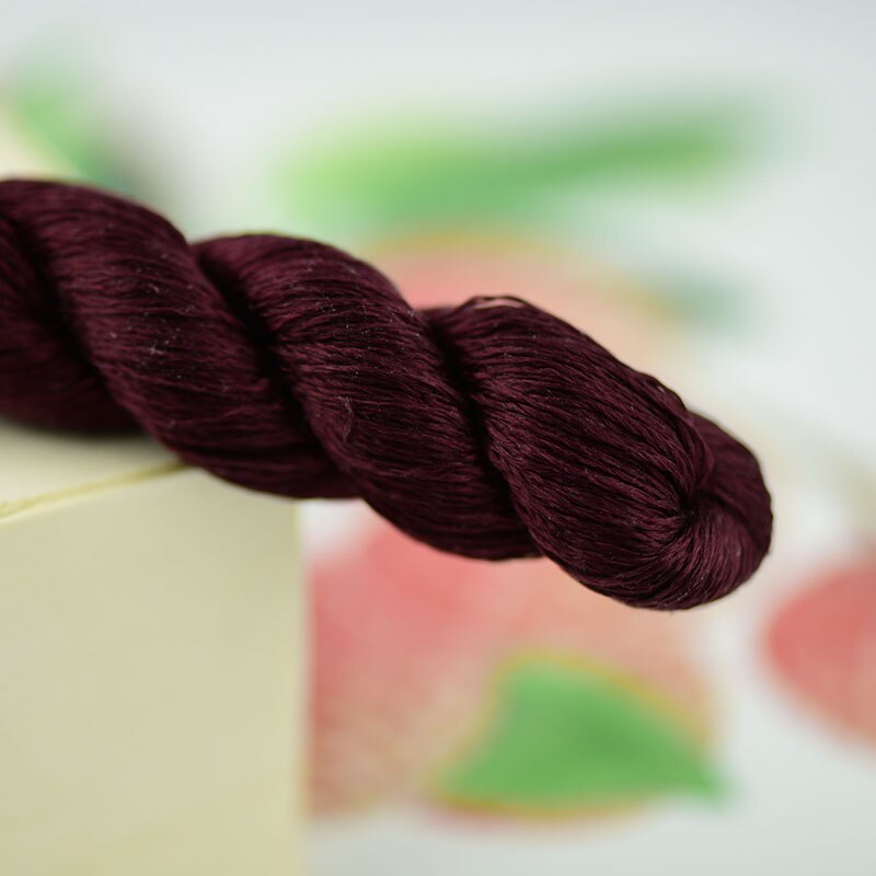 1pcs 400m 100% silk thread silk embroidery thread hand embroidery embroider cross stitch red series 13 gradient colors: 12