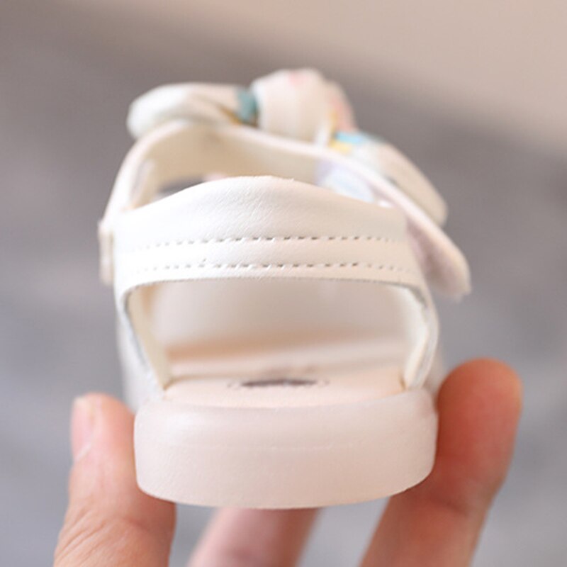 CAPSELLA KIDS Girls sandali da spiaggia floreali con nodo a farfalla Baby Child scarpe estive con stampa carina sandali con suola morbida per bambini taglia 15-19