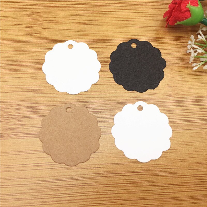 Bloem Vorm Kraftpapier Tag Geschenkdoos Decoratie Hang Tag Blank DIY Wedding Party Supplies Lege Verpakking Label 50 stks/partij