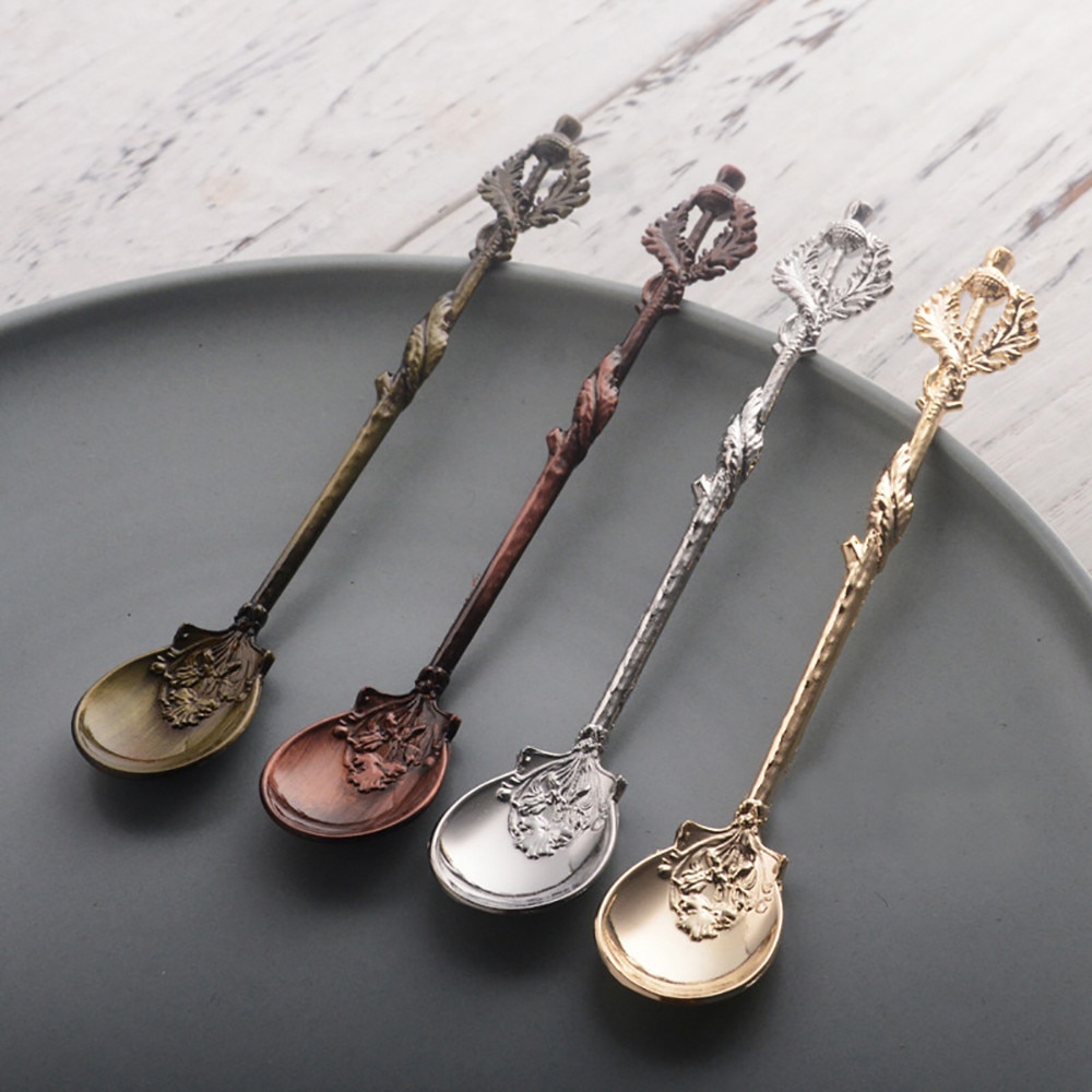 Kitchen Spoon Luxury Vintage Royal Palace Carved Mini Tea Coffee Spoon Ice cream Dessert Scoop Spoon Teaspoons Kitchen Gadgets