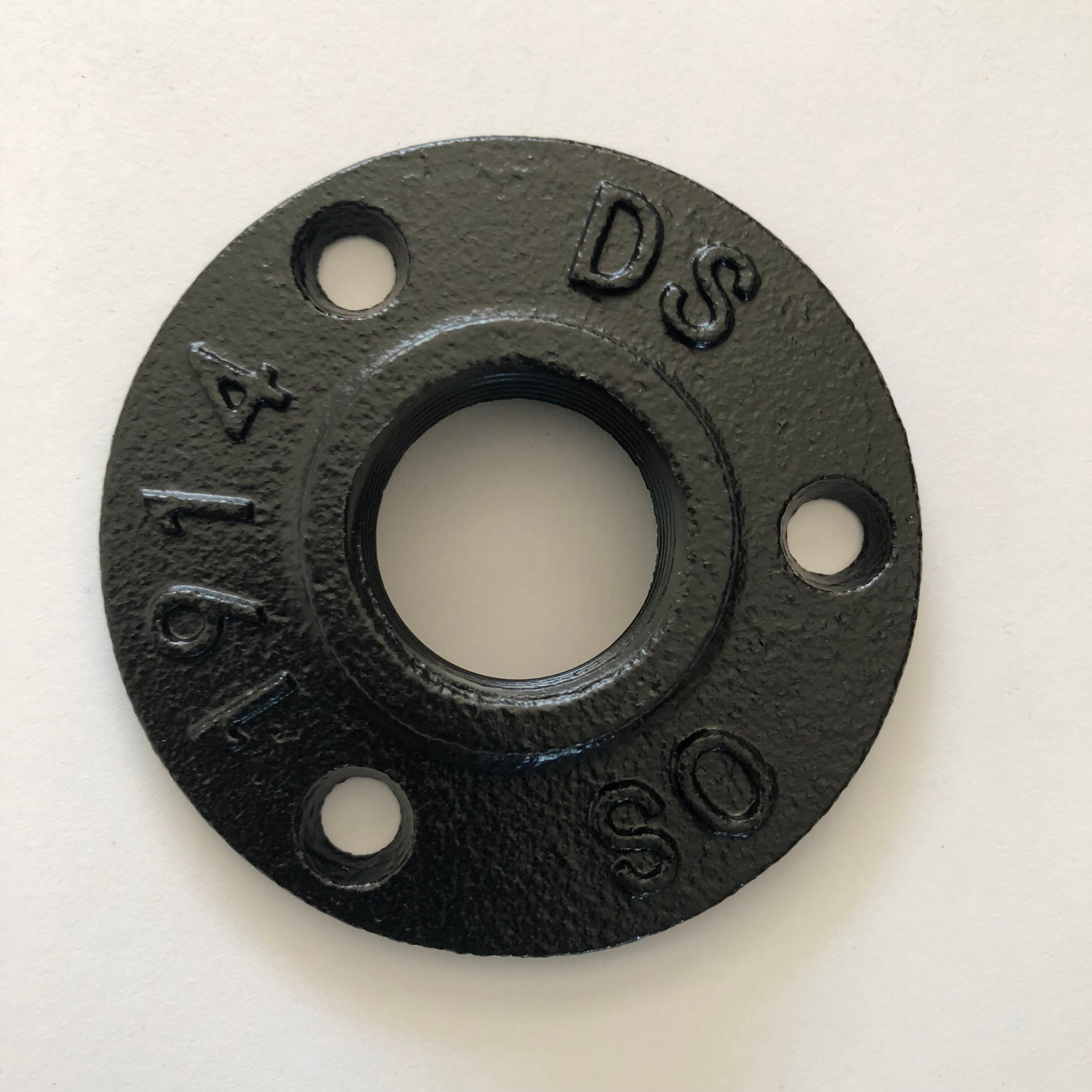 1pcs 3/4" Black Decorative Malleable Iron Floor Wall Flange 3 Holes Malleable Cast Iron Pipe Fittings BSP Thread