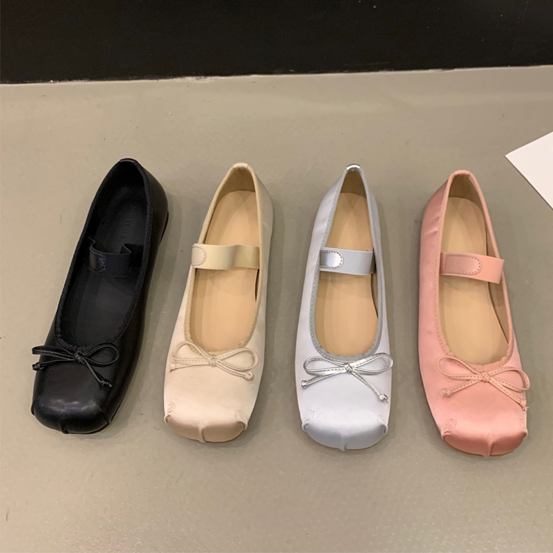 2023 scarpe da balletto di seta di raso di lusso donna classica punta quadrata papillon fascia elastica ballerine mocassini morbidi da donna