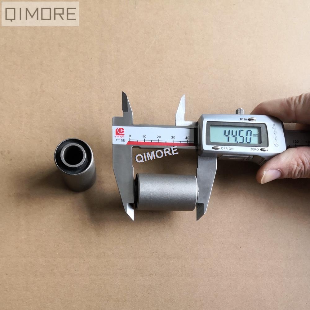 1 pair Rear fork Pivot bushings / Engine mount isolation bar Bushing for Motorcycle WY125 MCR125 XL125 XL125S XL125R CB125S