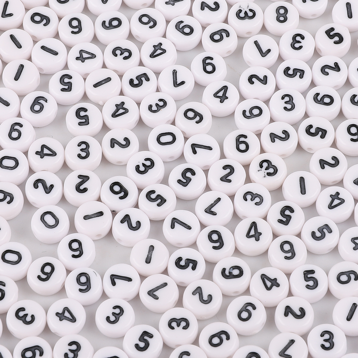 7mm Acryl Kralen Gemengde Letters - DIY Sieraden (Armband/Ketting) Ronde Plat Alfabet Afstandhouder 100stuks/Zak: Zilver