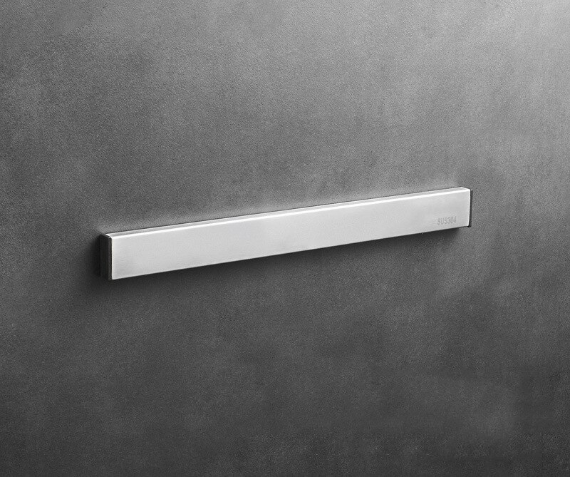 304 Stainless Steel Chef Knives Storage Organizer Wall Mounted Magnetic Knife Holder Magnet Kitchen Utensil Rack knife stand: Silver 40cm