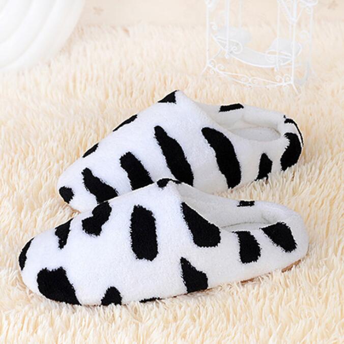 nouvelle maison pantoufles lait lèvre imprimer fond mou pantoufles femmes pantoufles intérieur maison pantoufles femmes chaussures taille 10 11 12: WHITE / 9