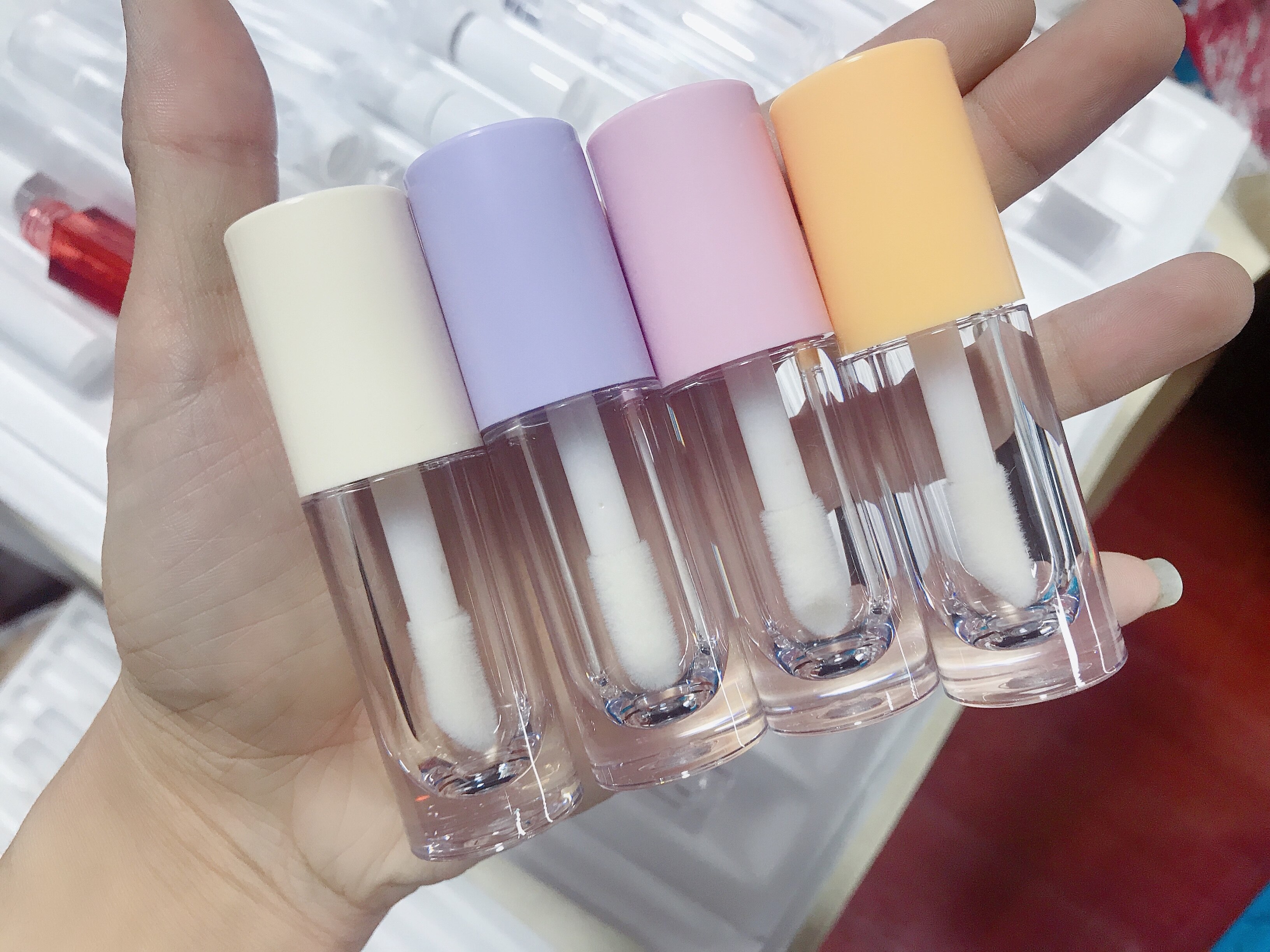 Dostawa szybka hurtownia sprzedawca pojemnik na błyszczyk duża szczotka błyszczyk puste szminki pojemniki tuby