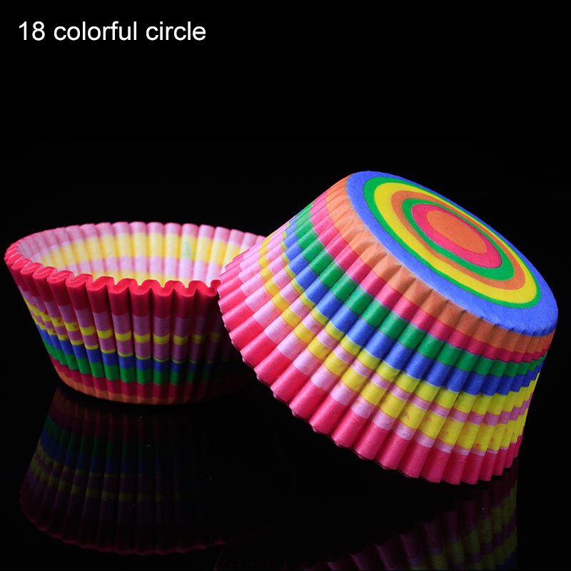 100 stk cupcake liner kageform anti-olie kage papir kopper køkken tilbehør muffin tilfælde kage dekorationsværktøj lille kageboks: 18 farverige cirkler