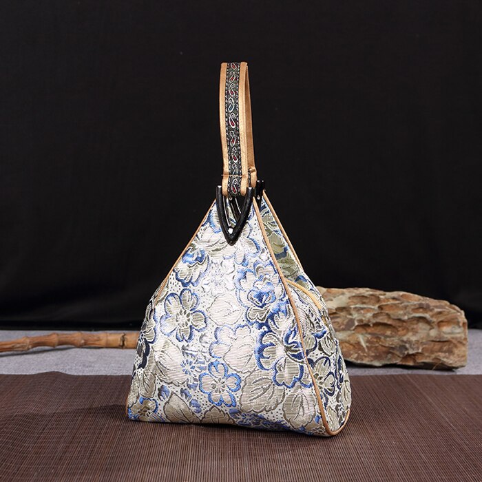 Vintage Bag Ladies Handbag Cheongsam Bag Chinese Style Characteristic Chinese Triangle Bag: B