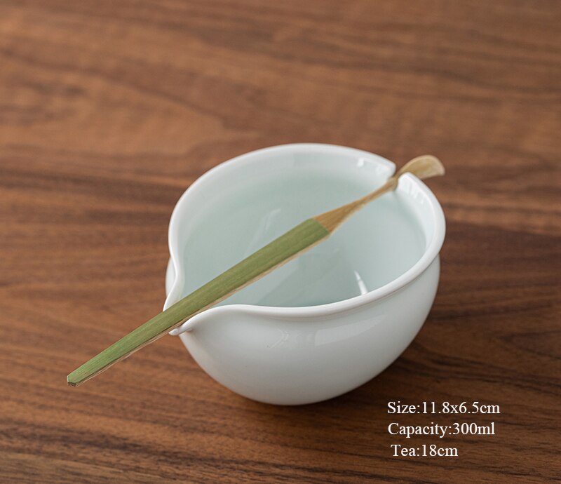 LUWU ceramic tea pitchers chahai tea infuser glass tea accessories 300ml: Style A