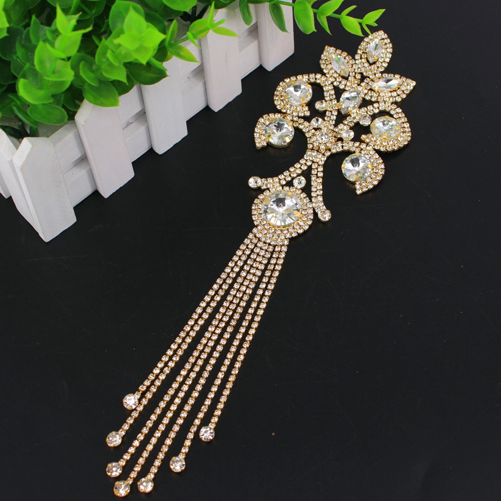 Nuevos parches de cristal brillantes de color AB hechos a mano, exquisitos, apliques de diamantes de imitación cosidos con piedras, cuentas de lentejuelas para cinturón