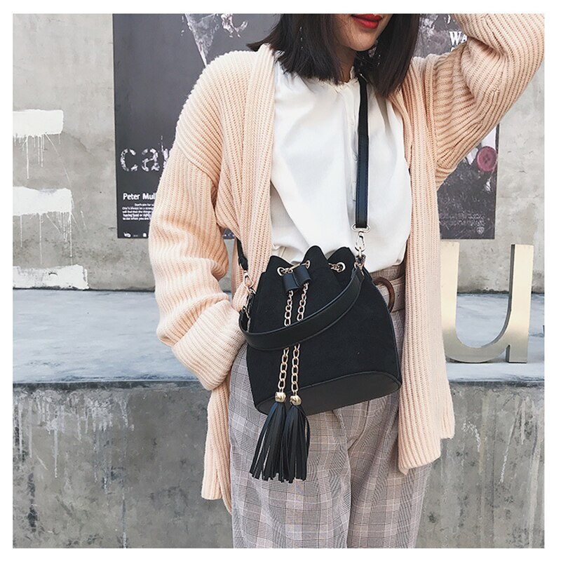 Mini bandoulière sacs à main mignon daim seau sac organisateur petit gland en cuir PU femmes sacs à bandoulière Bolsos