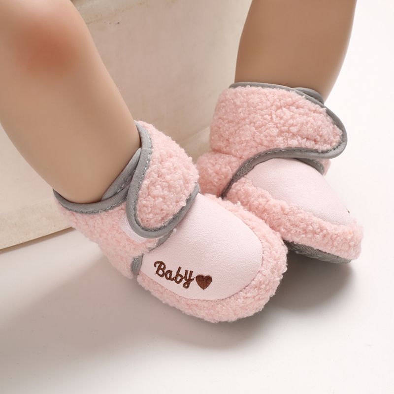Hiver Wram bébé bottes enfant en bas âge filles chaussures Plus velours chaussures chaudes fausse fourrure bottes filles pantoufles