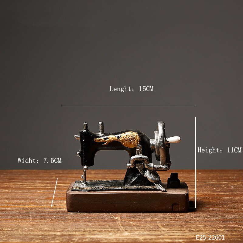Antique Home Decor Retro Resin Musical Instrument Model Nostalgia Ornament Crafts Antique Musical Instrument Figurines Souvenirs: Sewing Machine Decor