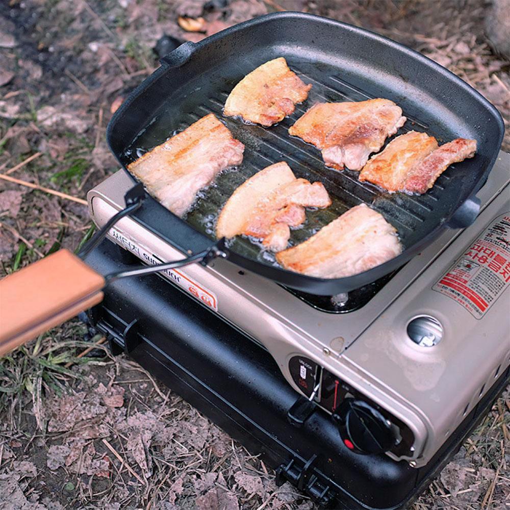 Tarttumaton paksunnettu pihvi paistinpannu taitettava raidallinen nelikulmainen uunipannu grillattu pekoni pihvi kotitalousastiat