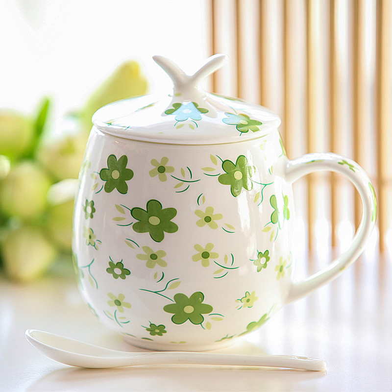 Tasse à thé avec infuseur intégré porcelaine Chine motif papillons