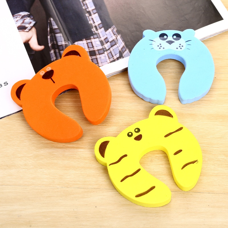 5Pcs/Lot Baby Safety Cute Animal Security Card Door Stopper Baby Newborn Care Child Lock: random 3pcs