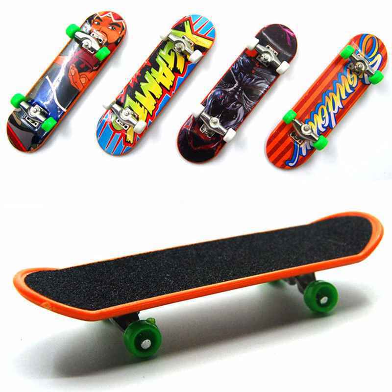 10 Stks/set Toets Mini Vinger Skateboard Plastic Vinger Skate Scooter Throwbacks Originele Jongens Mini Skateboard Speelgoed