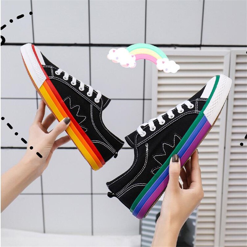 Regnbue sneakers herre sommer student sko vilde modeller en mandlig og en kvindelig hvide sko