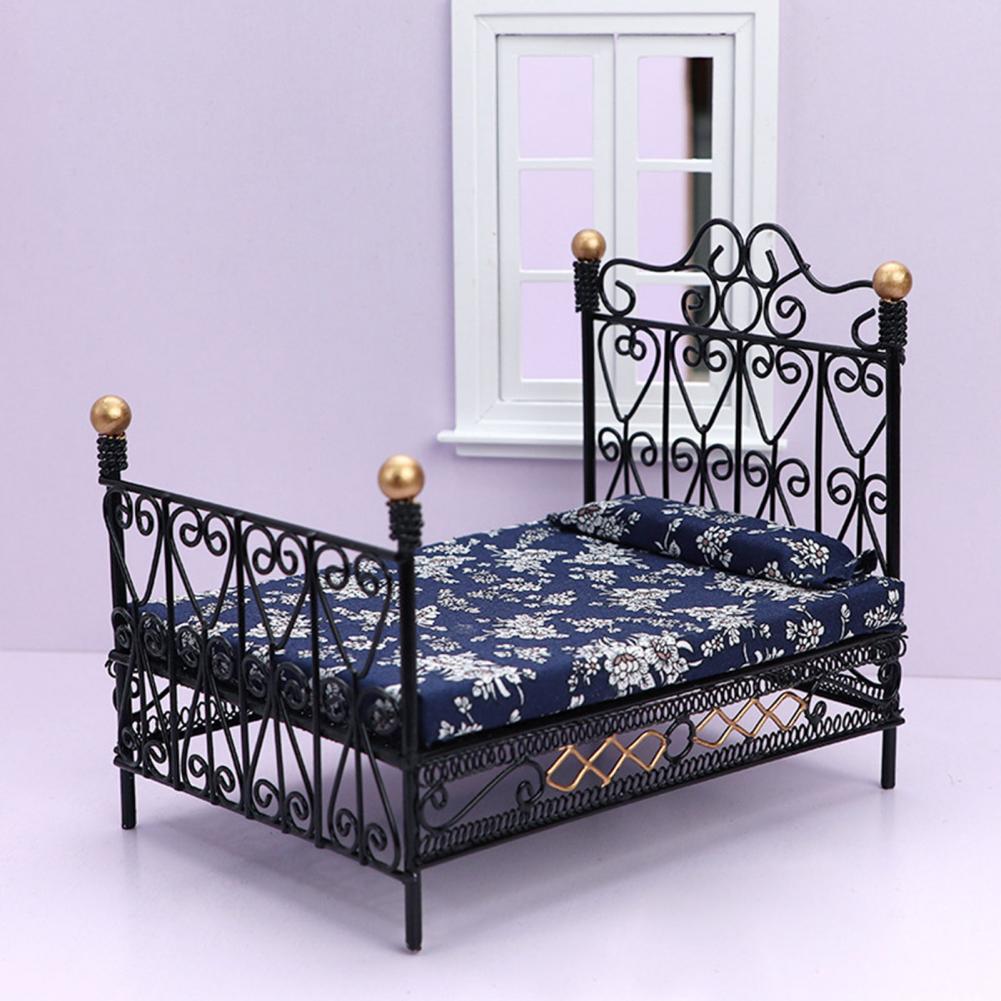 Double Bed Model Novelty Mini Bedroom Double Bed Anti-deformed Wrought Iron Bed