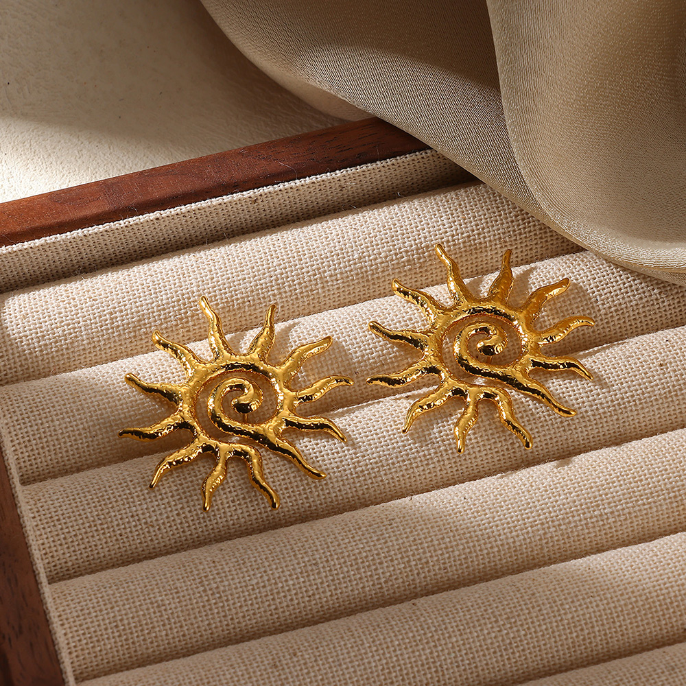 Geometric Flower Stainless Steel Earrings Women Sweet Sunflower Star Gold Color Ear Piercing Jewelry Wedding Accessories: SILVER PLATED