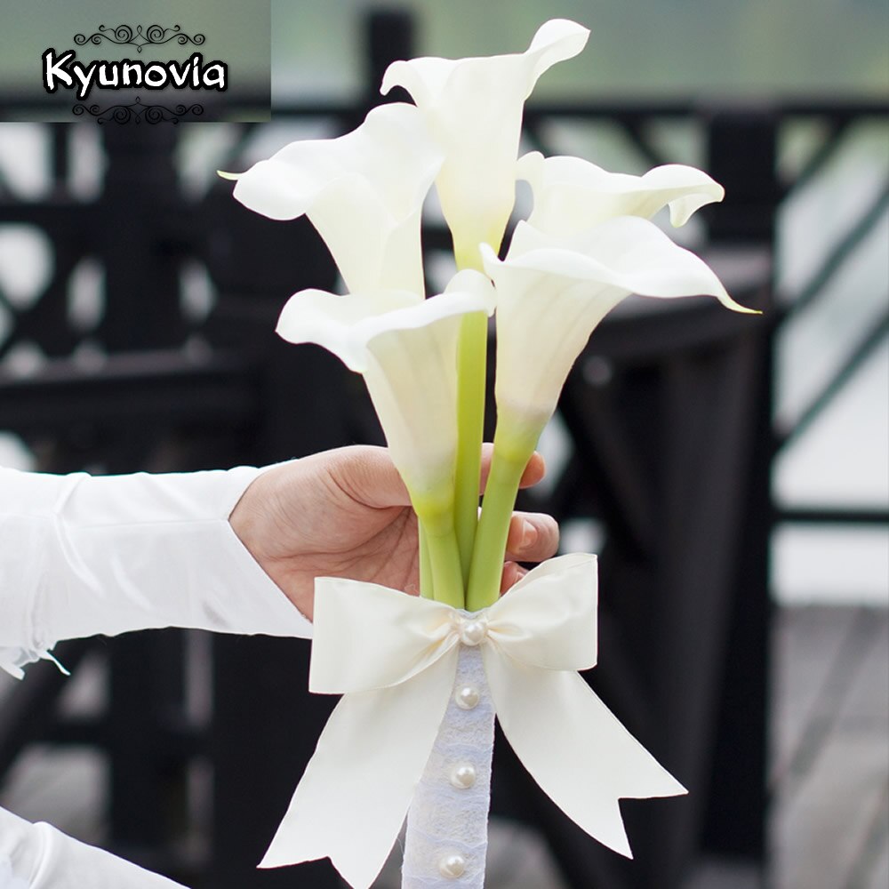 Kyunovia Latex Real Touch Artificial Calla Lily 5 Stems Flower Bouquet Bridal Bridesmaid bouquet White Wedding Bouquet D76