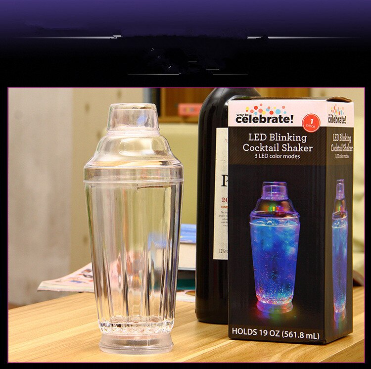 1PC Flashing LED Light-Up Cocktail Shaker MARTINI SHAKER colorful LED Strobing Cocktail Shaker OK 0429