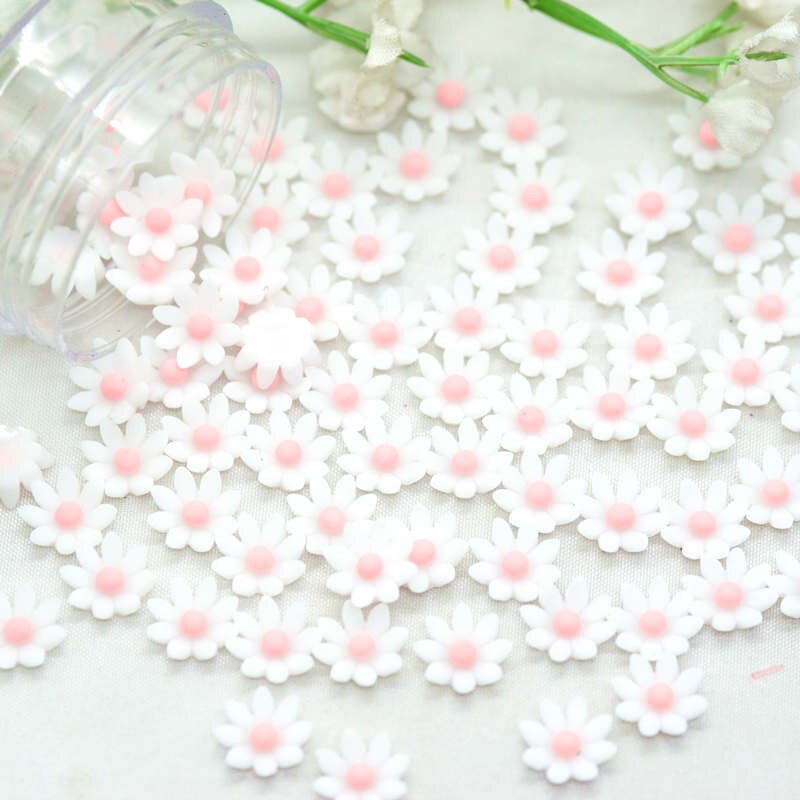 8mm søde harpiks bittesmå flatback blomster | diy håndværk blomster miniaturer | party dekoration blomster | neglekunst dekoration blomster: Hvid farve -50 stk