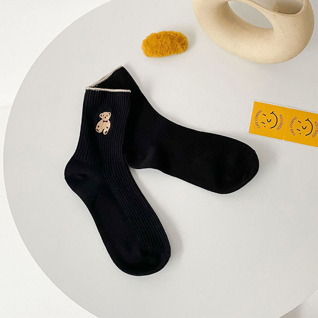 Effen Kleur Sokken Mid Tube Gebreide Japanse Koreaanse Losse Lange Kousen Meisje Ins Retro Zachte Mode Trend Lente Herfst Sokken: black-bear