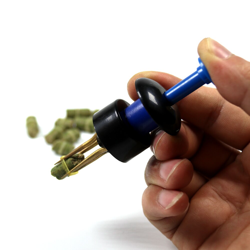 Bimoo 1 stuk koperen bloedworm clip voor vissen, aas pellet loader, karpervisserij aas bander gereedschap accessoires