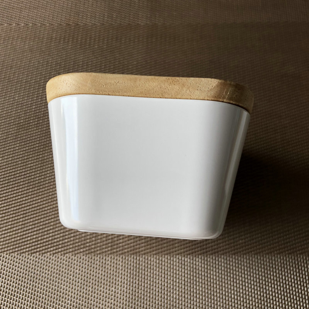 Butter Dish Lid Porcelain Keeper Covered Butter Container Heat Resistant Kitchen Butter Storage Dish for Countertop Refrigerator