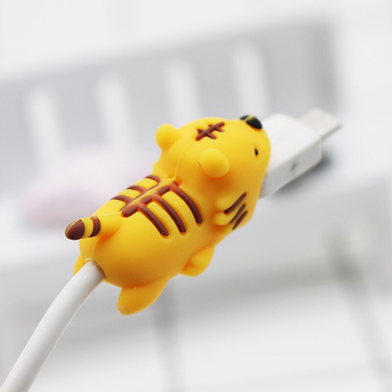 Cute Animal Cartoon Cable Saver Cover Phone USB Bite Charger Data Cord Protector Silicone DJA88