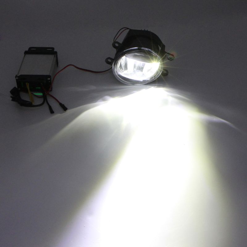 H11 Car Driving Front LED Fog Light For Toyota Camry SE XSE / Corolla