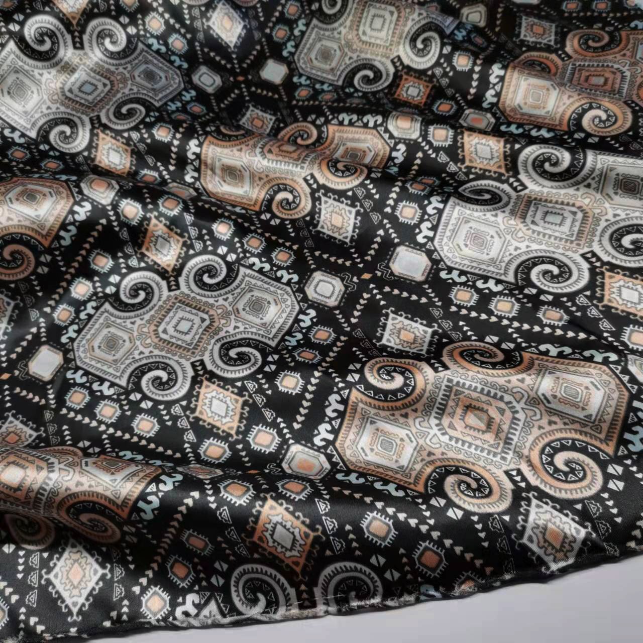 Etnische Print Satijn Zachte Stof Diy Materiaal Voor Ambachtelijke Lint Sjaal: 4