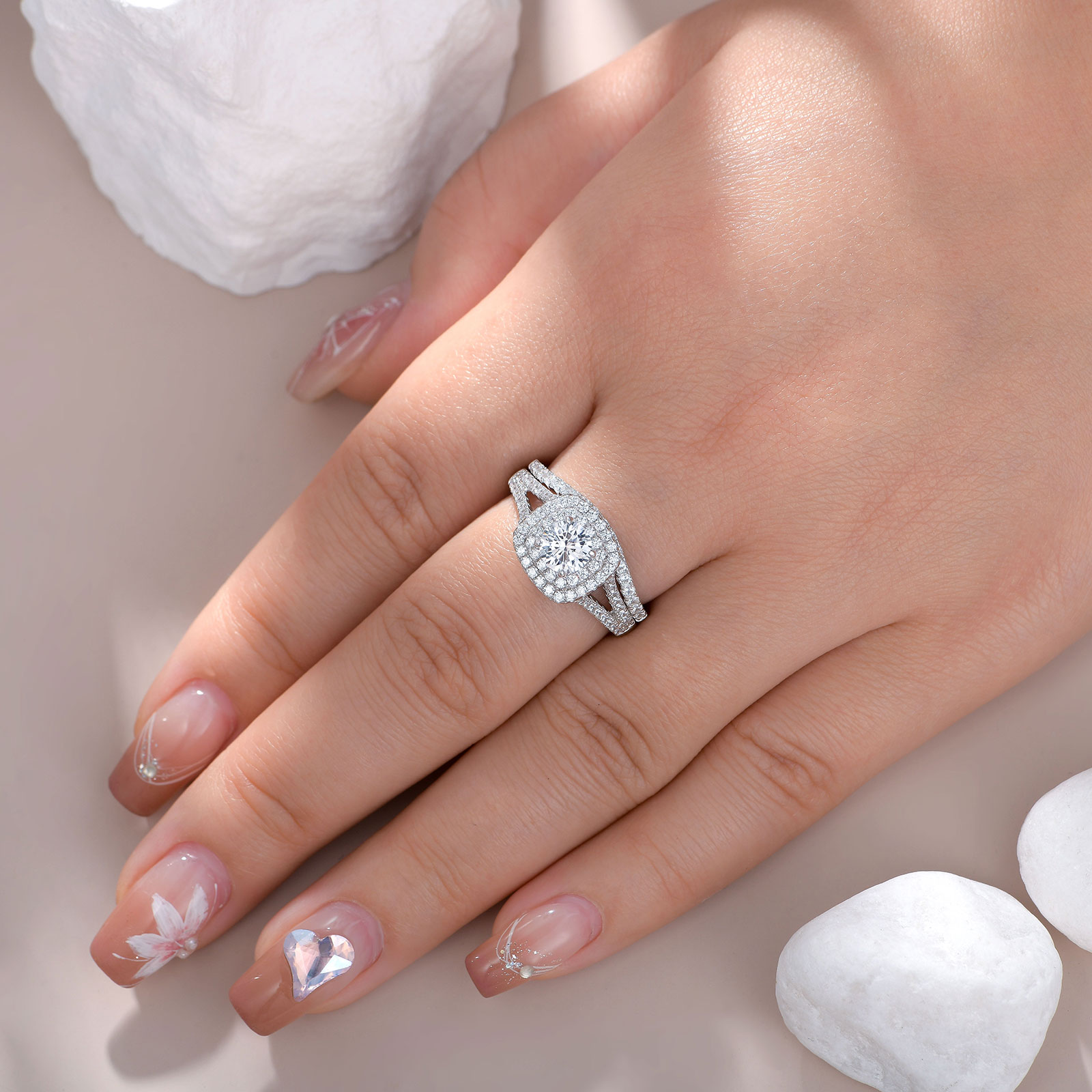 Newshe-anillos de boda de plata 925 para mujer, joyería nupcial, Halo de corte redondo, circonita cúbica, de estilo victoriano anillo de compromiso, 2 piezas