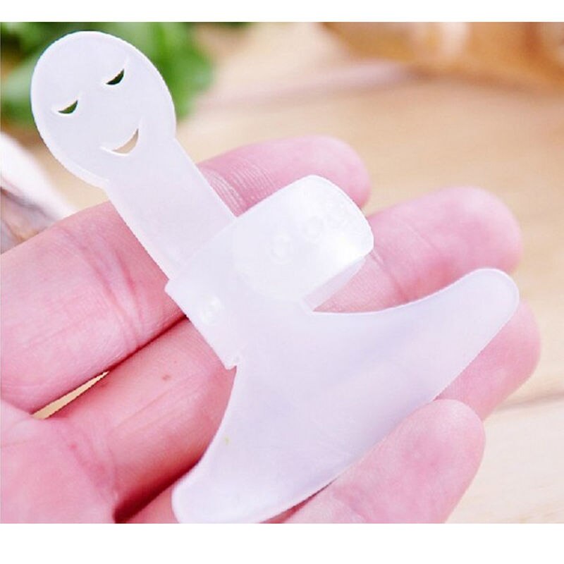 5Pcs/lot Smile Kitchen Accessories Plastic Finger Guard Protect Your Finger Hand Not Hurt Cut Vegetable Tools Safety Protector