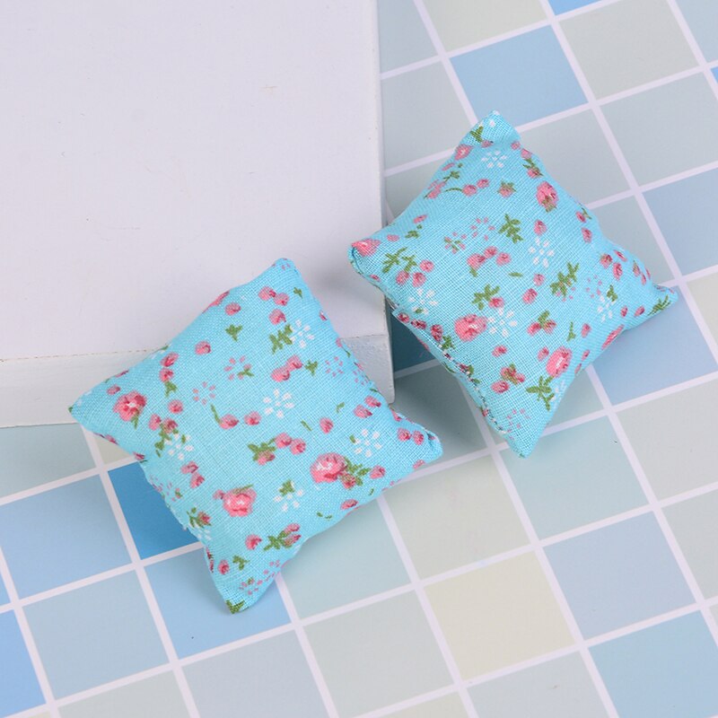 2Pcs/lot 1/12 Flower Pillow Cushions For Sofa Couch Bed Dollhouse Miniature Furniture Toys: Blue