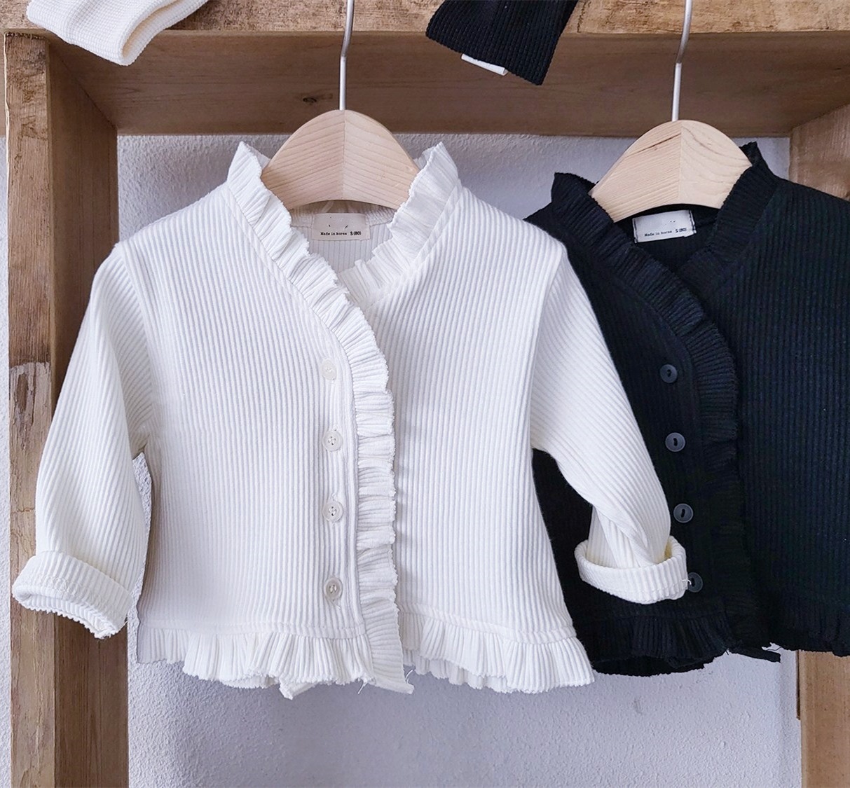 2022 Spring Baby Long Sleeve V-neck Tops Infant Cotton Cardigan Boys Girls Ruffles Cardigan Jacket Baby Clothes