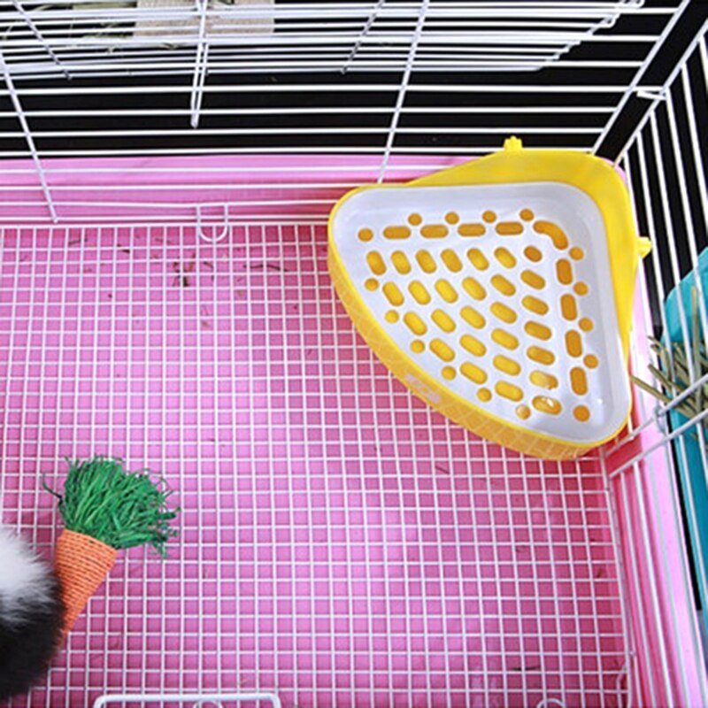 Plastic Corner Litter Pan Pet Toilet Triangle Litter Box Small Animal Litter Tray Potty Trainer for Hamster Baby Rabbit