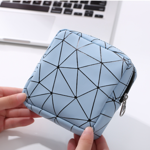 Multifunctional Sanitary Pad Bags Reusable Napkin Organizer Women Pad Pouch Bags Portable Makeup Bags: sky blue
