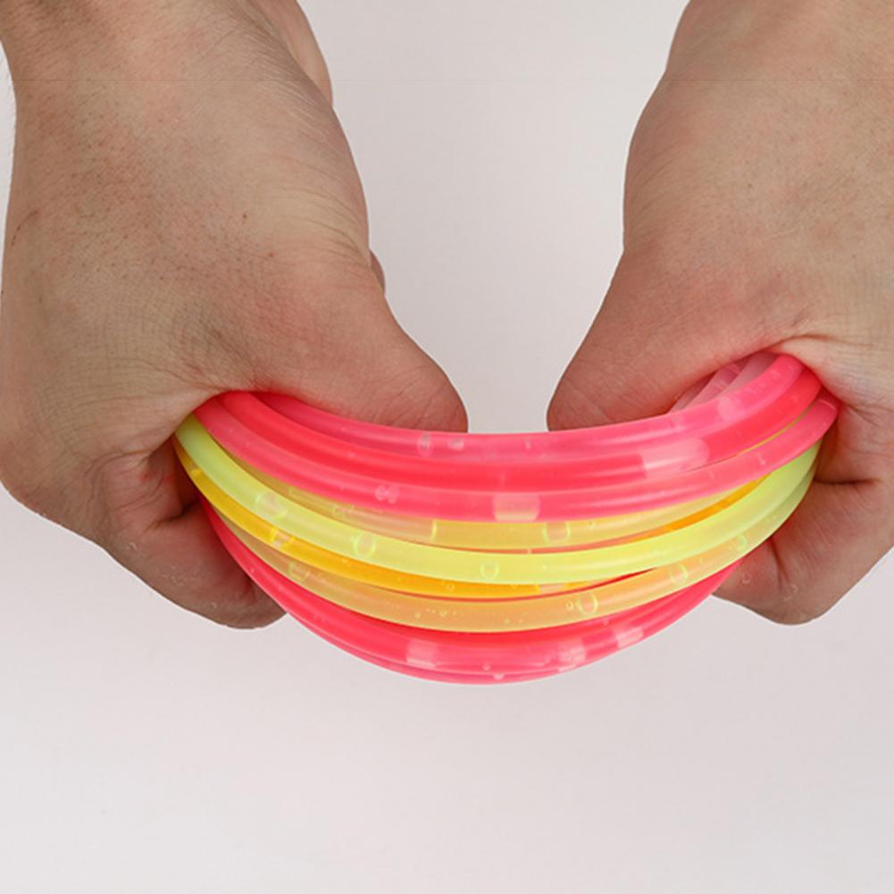 100 sztuk wielofunkcyjny blask kije śmieszne świetlny kije bransoletki plastikowe bardzo długi życie DIY fluorescencyjne bransoletki na imprezę