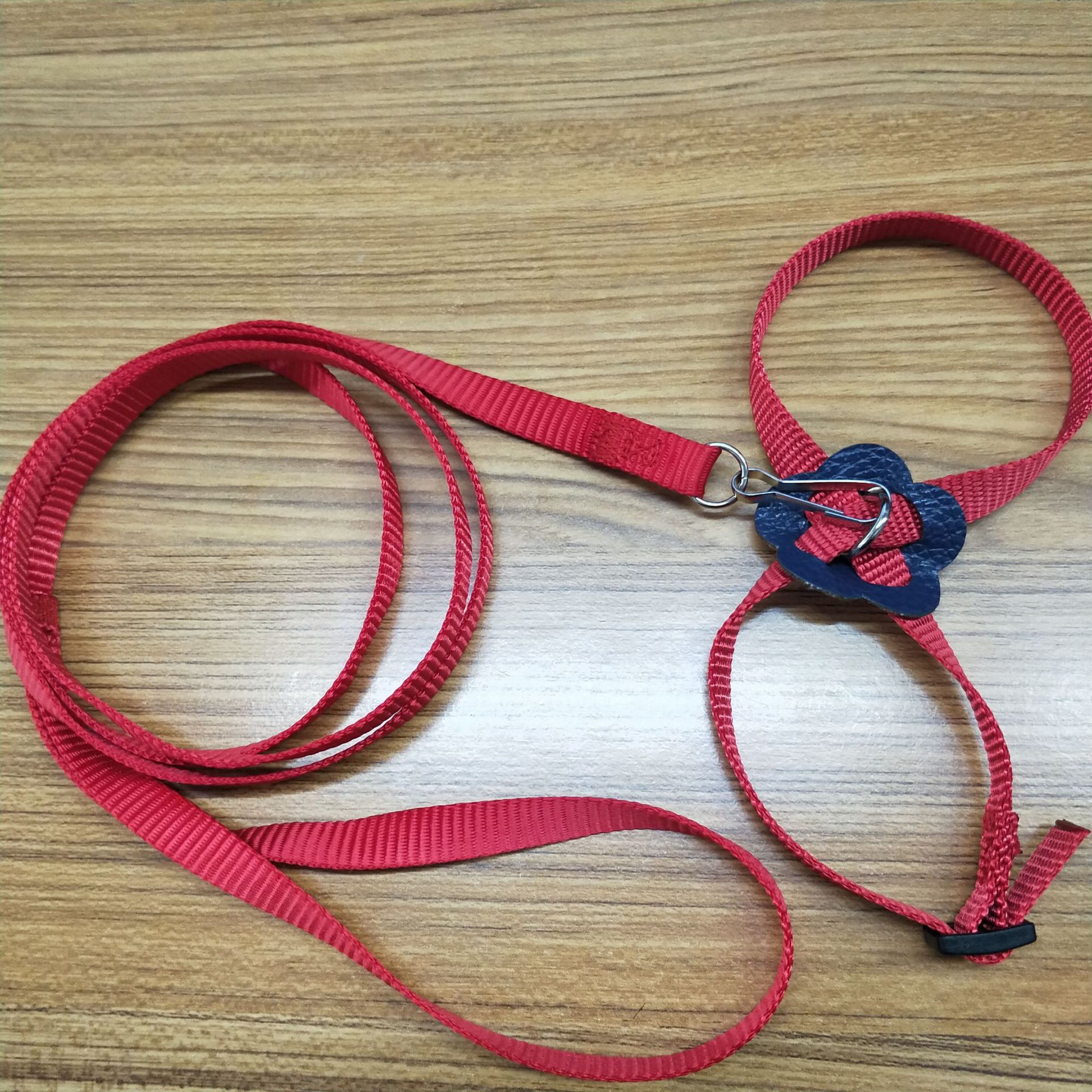 Nylon Pet Harness Leash for Hamster Adjustable Ferret Rat Mouse Bunny Harnesses Vest Lead Rope Leash Guinea Pig Pet Accessories: Red