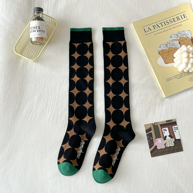 Damesmode Persoonlijkheid Trend Retro Veelzijdige Koreaanse sokken Knielengte sokken: MULTI