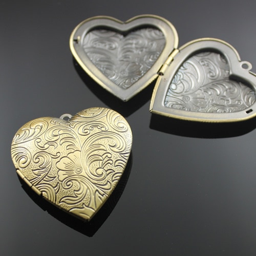 BASEHOME 6 Colors Heart Shape Photo Floating Locket Pendant Heart Charms for DIY Memory Necklace Jewelry Making