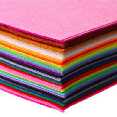 Barato 40 piezas \ lote 15x15 cm tela de Fieltro de Poliéster DIY hecho a mano costura decoración del hogar grosor del Material 1mm 40 colores mezclados: Default Title