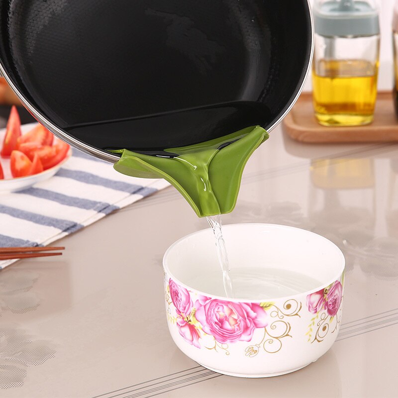 Keuken Accessoires Anti-Spill Siliconen Slip Op Giet Soep Uitloop Trechter Voor Potten Pannen En Kommen En Potten Creatieve keuken Gadgets