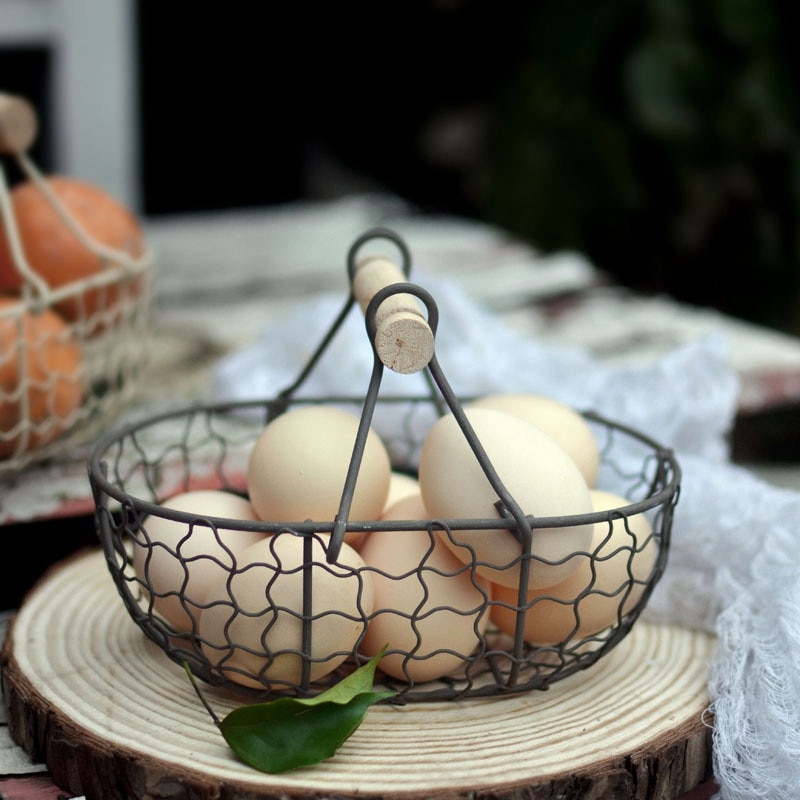 Wooden Handle Metal Retro Basket Portable Multi-Function Vegetable Fruit Egg Groceries Practical Storage Basket Organizer Black