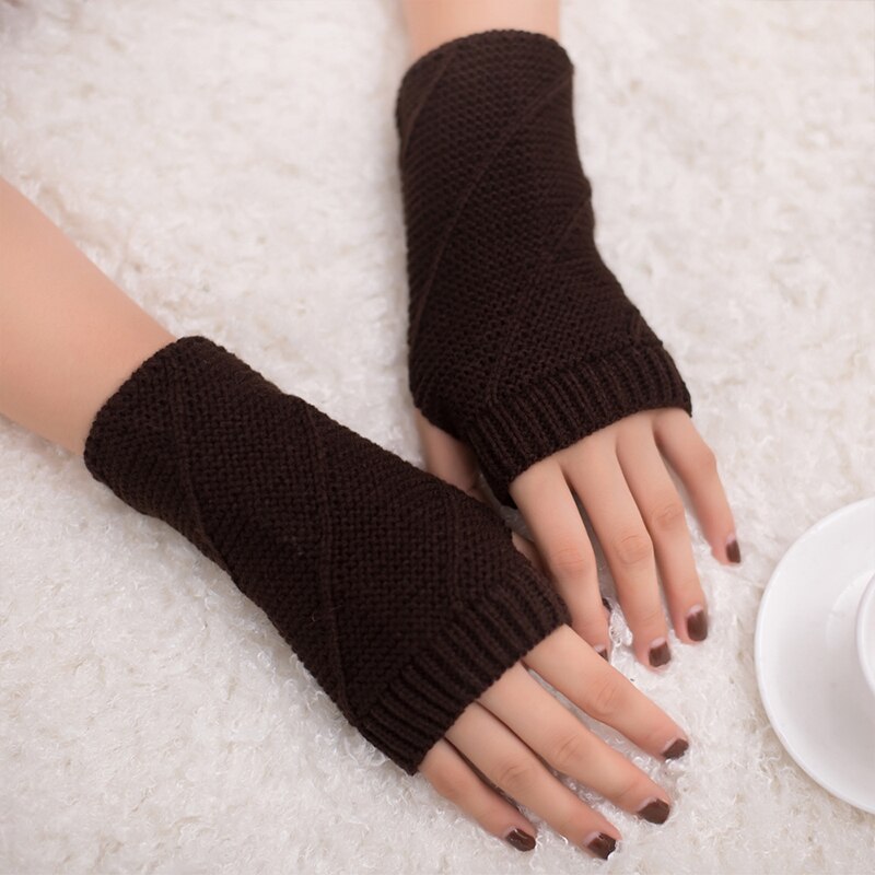 Femme mignon couleur unie gants doux au Crochet à tricoter épais hiver gants sans doigts demi doigt facile à taper gants extensibles: Café