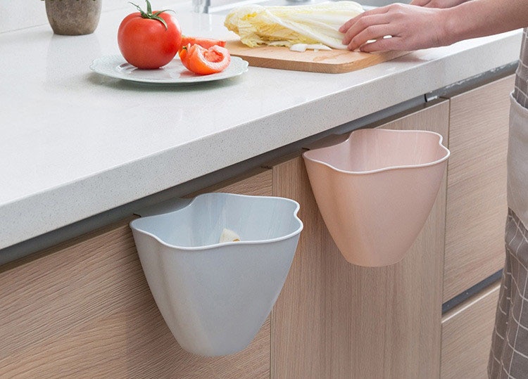 1PC Kitchen Cabinet Door Hanging Trash Garbage Bin Can Rubbish Container Waste Bins OK 0385